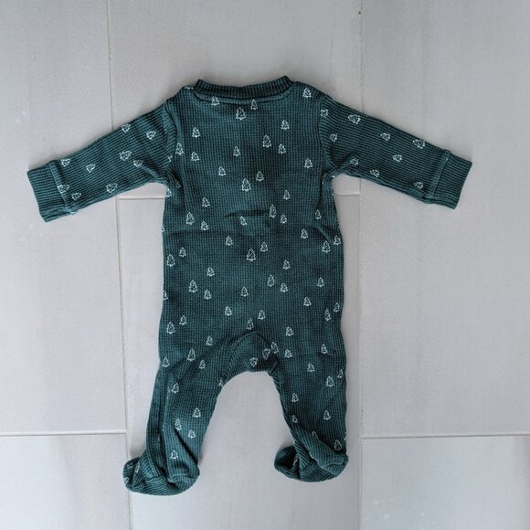 (4/$20) Carter's -  Christmas Organic Cotton Sleeper Pyjamas - Picture 4 of 6